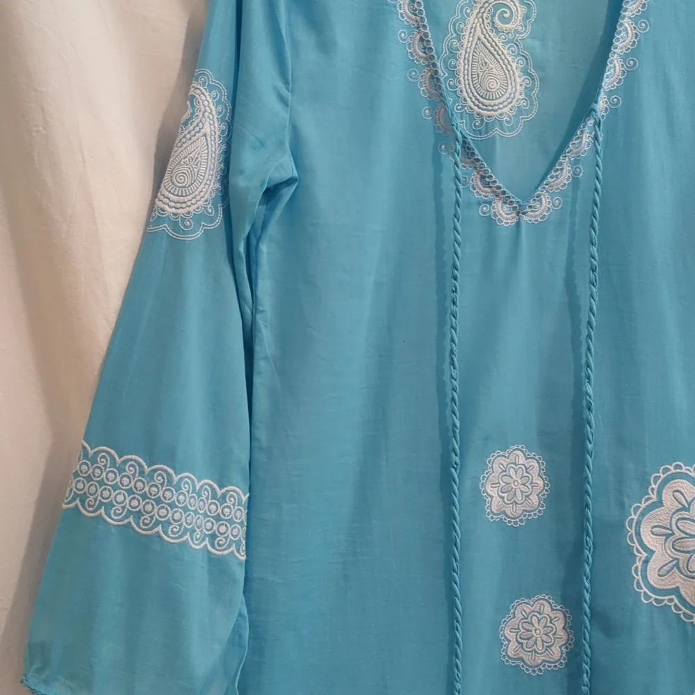 Mud Pie Blue and White Tunic Top Small - Picture 4 of 15